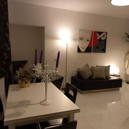 Violet Apartment Όπως Εξωτερικό φωτογραφία